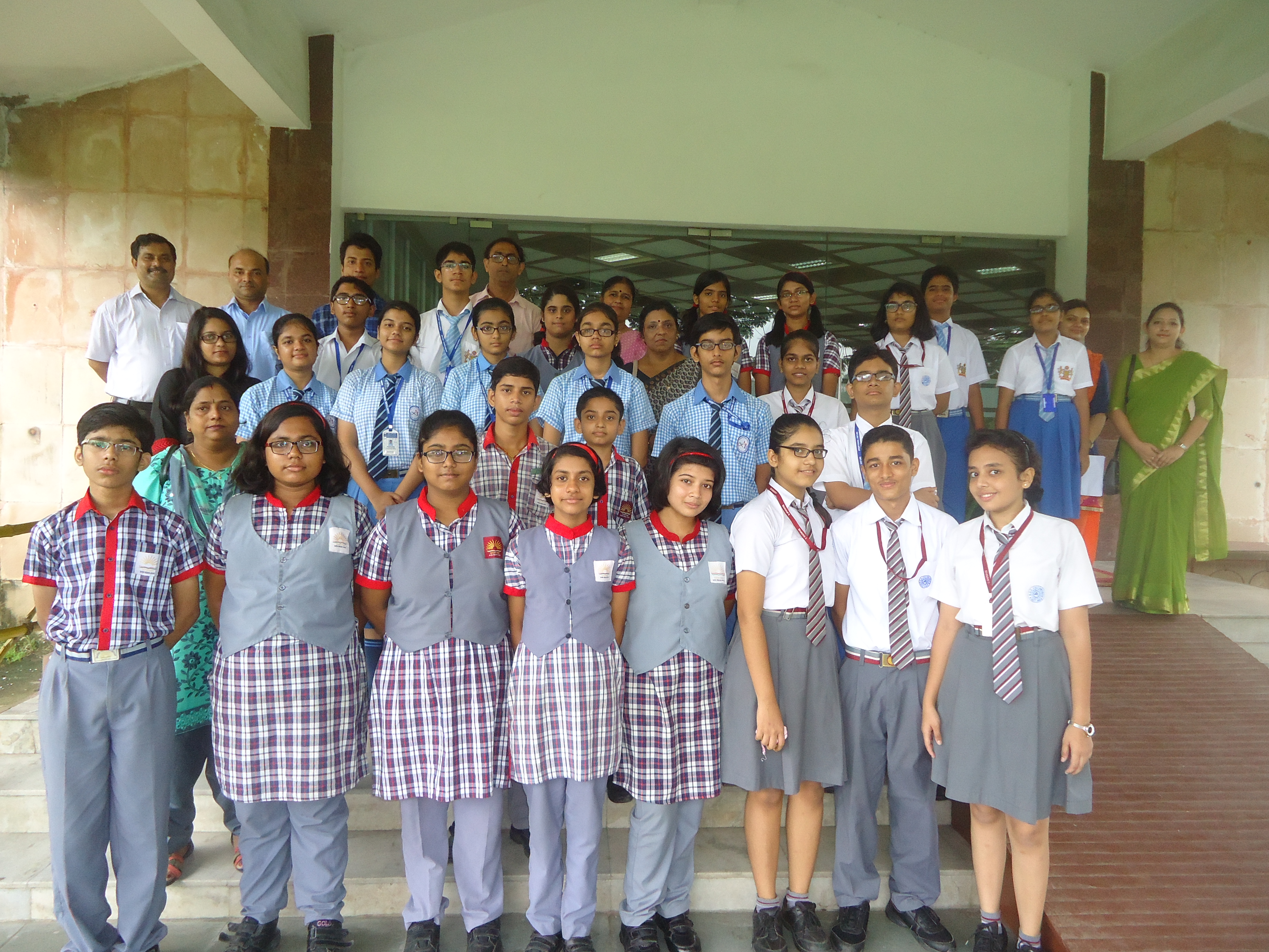 Hindi Essay Writing Competition -2017, SNBNCBS