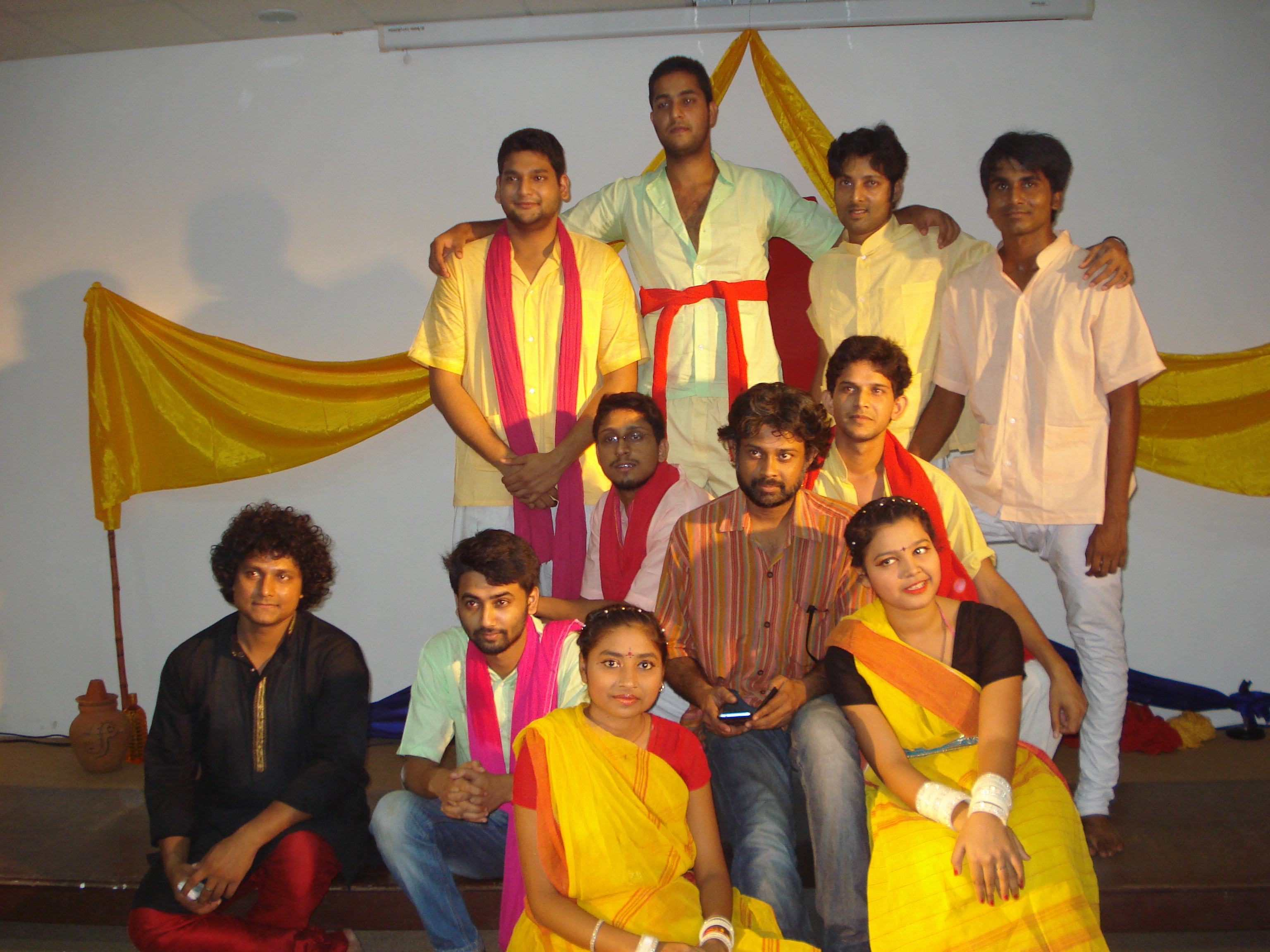 Hindi Natak by Padatik Group 2015