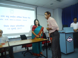 Hindi Essay Writing Competition -2017, SNBNCBS-42